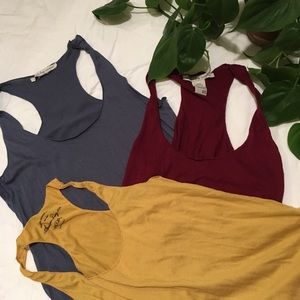 3 American Rag tanks